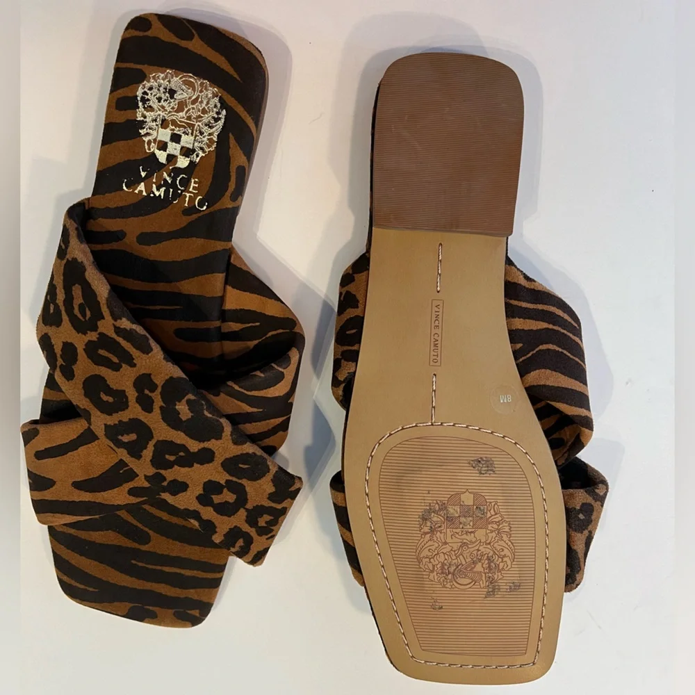 VINCE CAMUTO Alannie Leather Slide Sandal - Picture 3 of 3